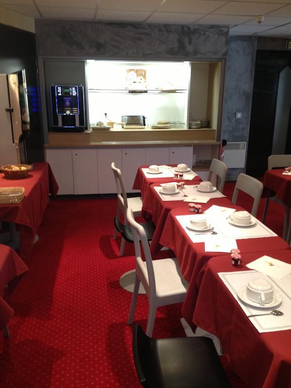 Les 4 Vallees Hotel อัลแบร์วิลล์ ภายนอก รูปภาพ