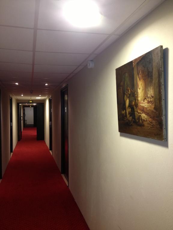 Les 4 Vallees Hotel อัลแบร์วิลล์ ภายนอก รูปภาพ