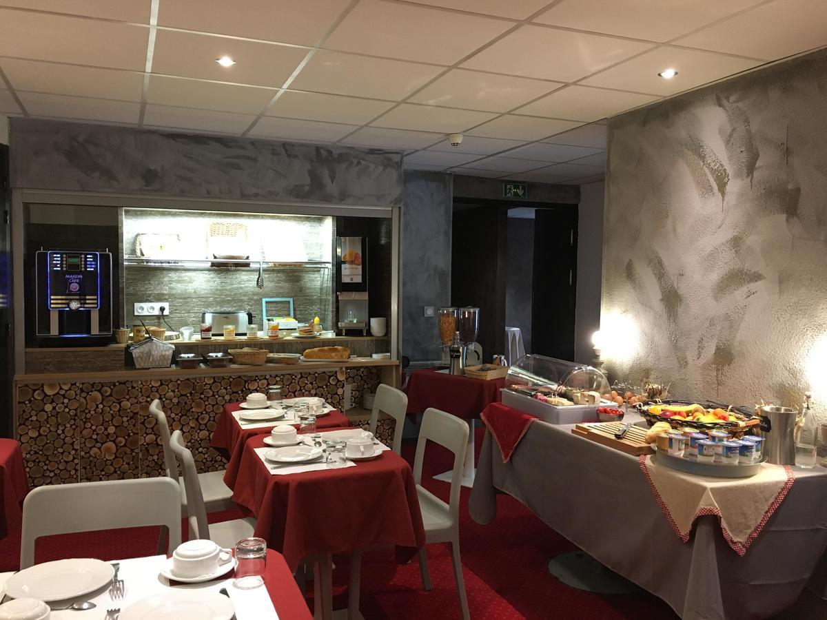 Les 4 Vallees Hotel อัลแบร์วิลล์ ภายนอก รูปภาพ