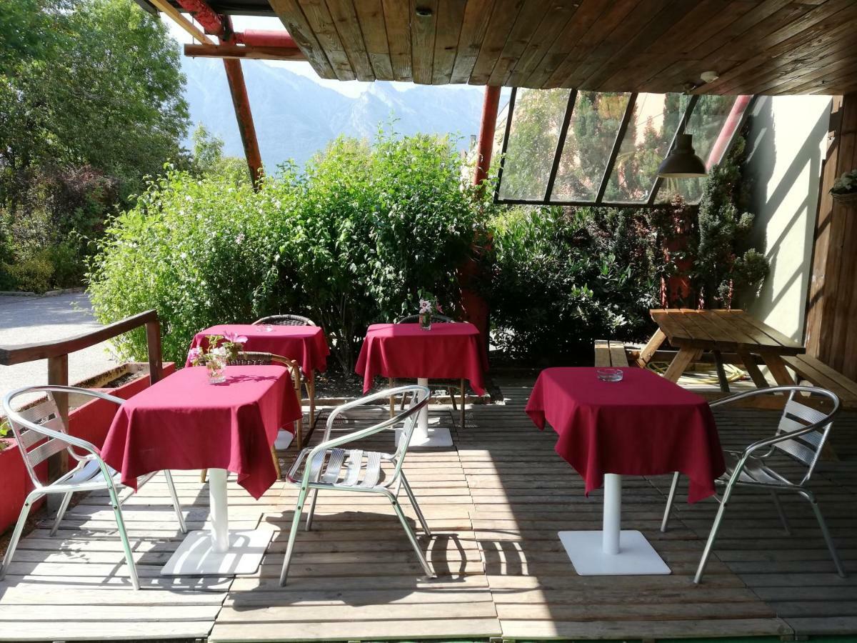 Les 4 Vallees Hotel อัลแบร์วิลล์ ภายนอก รูปภาพ